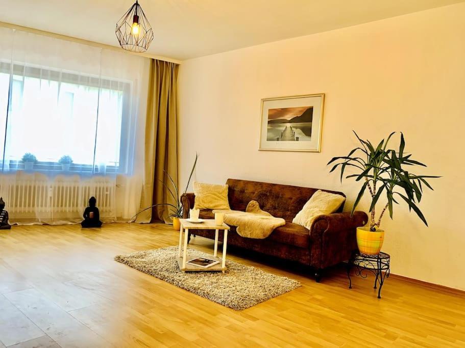 Schone, Gut Ausgestattete Wohnung Fur 1 Bis 4 Personen - Zentral Gelegen Bad Ems Exteriör bild