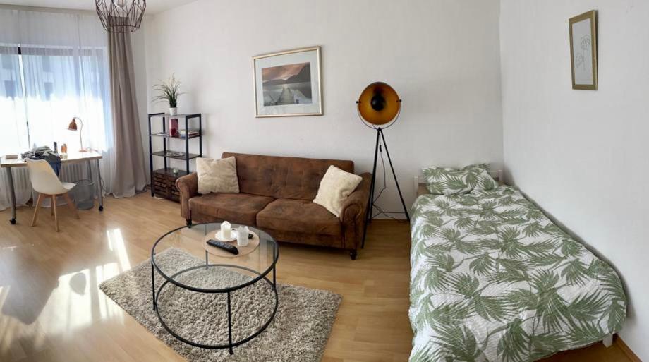 Schone, Gut Ausgestattete Wohnung Fur 1 Bis 4 Personen - Zentral Gelegen Bad Ems Exteriör bild