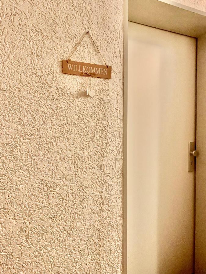 Schone, Gut Ausgestattete Wohnung Fur 1 Bis 4 Personen - Zentral Gelegen Bad Ems Exteriör bild