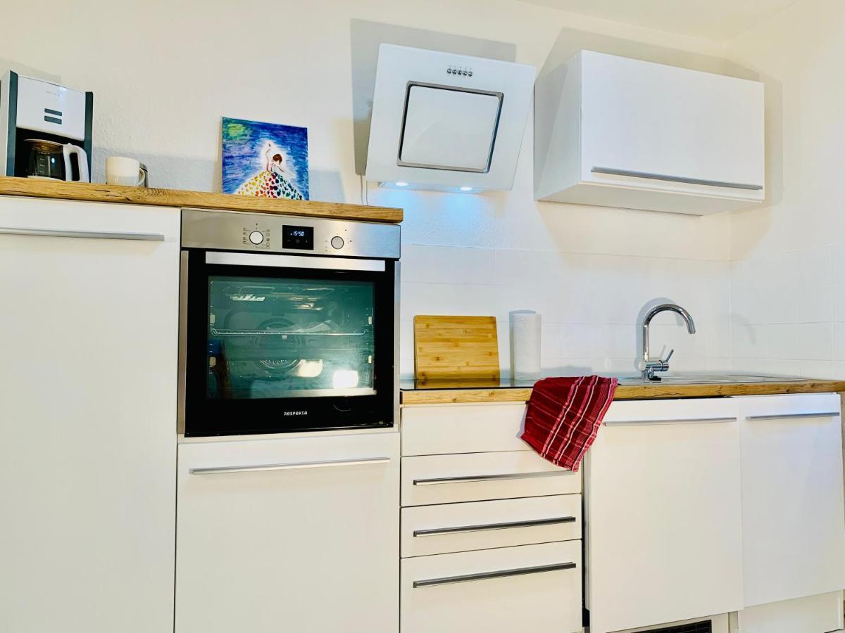 Schone, Gut Ausgestattete Wohnung Fur 1 Bis 4 Personen - Zentral Gelegen Bad Ems Exteriör bild